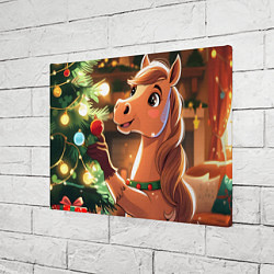 Холст прямоугольный Лошадка наряжает елку, цвет: 3D-принт — фото 2
