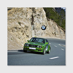 Холст квадратный Зелёная бэха на горной дороге, цвет: 3D-принт — фото 2