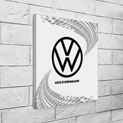 Холст квадратный Volkswagen speed на светлом фоне со следами шин, цвет: 3D-принт — фото 2