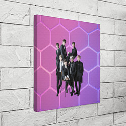 Холст квадратный BTS розовые соты, цвет: 3D-принт — фото 2