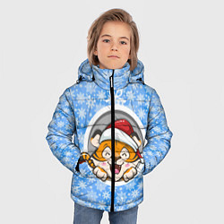 Куртка зимняя для мальчика Тигренок 2022 в елочном шарике, цвет: 3D-светло-серый — фото 2