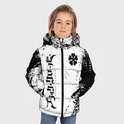Куртка зимняя для мальчика Black clover чёрный клевер вертикальная надпись, цвет: 3D-черный — фото 2