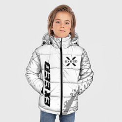 Куртка зимняя для мальчика Exeed speed на светлом фоне со следами шин: надпис, цвет: 3D-черный — фото 2