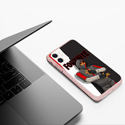 Чехол iPhone 11 матовый IKONIK, цвет: 3D-светло-розовый — фото 2