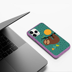 Чехол iPhone 11 Pro матовый Довольный ленивец, цвет: 3D-фиолетовый — фото 2