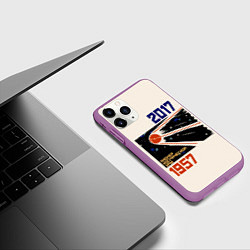 Чехол iPhone 11 Pro матовый Пионер космической эры, цвет: 3D-фиолетовый — фото 2