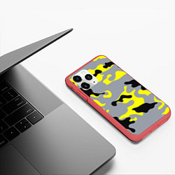 Чехол iPhone 11 Pro матовый Yellow & Grey Camouflage, цвет: 3D-красный — фото 2