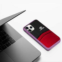 Чехол iPhone 11 Pro матовый Lexus: Red Carbon, цвет: 3D-фиолетовый — фото 2