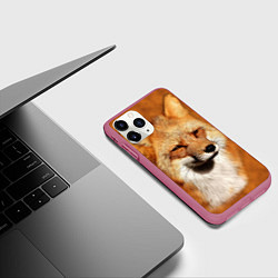 Чехол iPhone 11 Pro матовый Хитрая лисичка, цвет: 3D-малиновый — фото 2