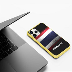 Чехол iPhone 11 Pro матовый Thailand Style, цвет: 3D-желтый — фото 2