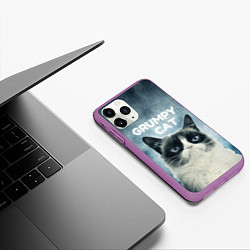 Чехол iPhone 11 Pro матовый Grumpy Cat, цвет: 3D-фиолетовый — фото 2