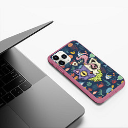 Чехол iPhone 11 Pro матовый Cat skull - art, цвет: 3D-малиновый — фото 2