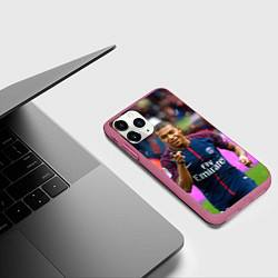 Чехол iPhone 11 Pro матовый Килиан Мбаппе, цвет: 3D-малиновый — фото 2