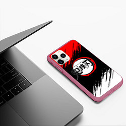 Чехол iPhone 11 Pro матовый KIMETSU NO YAIBA, цвет: 3D-малиновый — фото 2