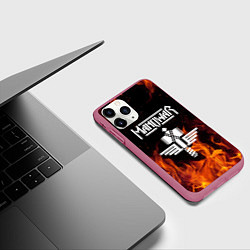 Чехол iPhone 11 Pro матовый Manowar, цвет: 3D-малиновый — фото 2