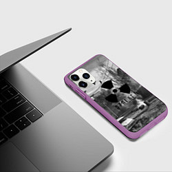 Чехол iPhone 11 Pro матовый СТАЛКЕР-ЧЕРНОБЫЛЬ, цвет: 3D-фиолетовый — фото 2