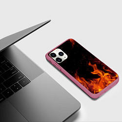 Чехол iPhone 11 Pro матовый ОГОНЬ, цвет: 3D-малиновый — фото 2