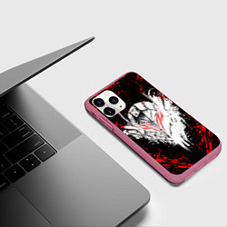Чехол iPhone 11 Pro матовый BERSERK, цвет: 3D-малиновый — фото 2