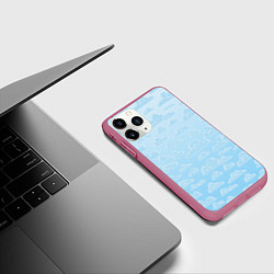 Чехол iPhone 11 Pro матовый Очень светлые голубые облака, цвет: 3D-малиновый — фото 2