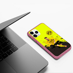Чехол iPhone 11 Pro матовый Марко Ройс, цвет: 3D-малиновый — фото 2