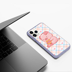 Чехол iPhone 11 Pro матовый Свинка ест пончик, цвет: 3D-светло-сиреневый — фото 2