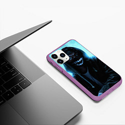 Чехол iPhone 11 Pro матовый Парень в маске, цвет: 3D-фиолетовый — фото 2