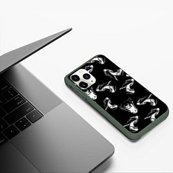 Чехол iPhone 11 Pro матовый Оскал волка, цвет: 3D-темно-зеленый — фото 2