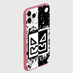 Чехол iPhone 11 Pro матовый Geometry Dash: Black, цвет: 3D-малиновый — фото 2