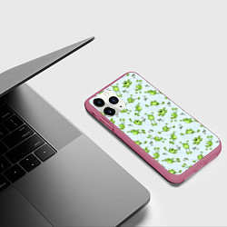 Чехол iPhone 11 Pro матовый Веселые лягушки, цвет: 3D-малиновый — фото 2