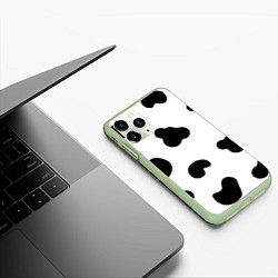 Чехол iPhone 11 Pro матовый Cow print, цвет: 3D-салатовый — фото 2