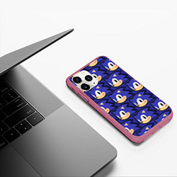 Чехол iPhone 11 Pro матовый Sonic pattern, цвет: 3D-малиновый — фото 2