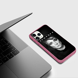 Чехол iPhone 11 Pro матовый Zемфира красивый портрет, цвет: 3D-малиновый — фото 2
