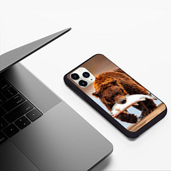 Чехол iPhone 11 Pro матовый Медведь с рыбой во рту, цвет: 3D-черный — фото 2