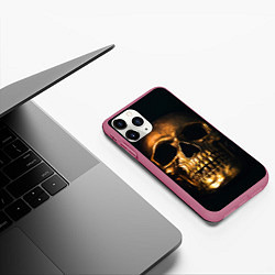 Чехол iPhone 11 Pro матовый Gold Skull, цвет: 3D-малиновый — фото 2