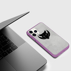Чехол iPhone 11 Pro матовый Лунные волки цвет легиона, цвет: 3D-фиолетовый — фото 2
