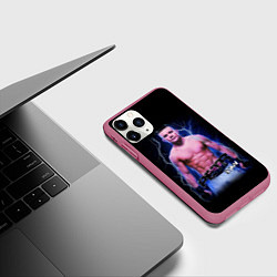 Чехол iPhone 11 Pro матовый ПЕТР ЯН БОЕЦ, цвет: 3D-малиновый — фото 2