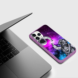 Чехол iPhone 11 Pro матовый Космонавт и водолаз - сотворение, цвет: 3D-фиолетовый — фото 2