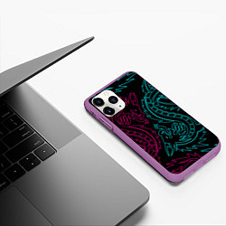 Чехол iPhone 11 Pro матовый НЕОНОВЫЕ ДРАКОНЫ NEON DRAGON, цвет: 3D-фиолетовый — фото 2