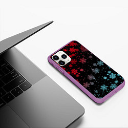 Чехол iPhone 11 Pro матовый НЕОНОВЫЕ СНЕЖИНКИ, НОВЫЙ ГОД 2022, цвет: 3D-фиолетовый — фото 2