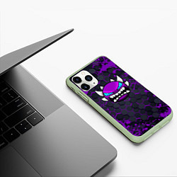 Чехол iPhone 11 Pro матовый Geometry Dash соты, цвет: 3D-салатовый — фото 2