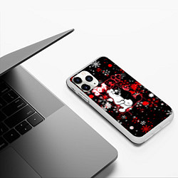 Чехол iPhone 11 Pro матовый Monokuma Снежинки Новый год, цвет: 3D-белый — фото 2