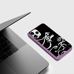 Чехол iPhone 11 Pro матовый ТАТУИРОВКА ДРАКЕНА WHITE AND BLACK, цвет: 3D-фиолетовый — фото 2