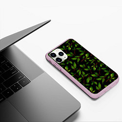 Чехол iPhone 11 Pro матовый Яркие зеленые листья на черном фоне, цвет: 3D-розовый — фото 2