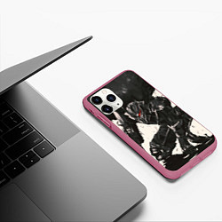Чехол iPhone 11 Pro матовый Guts Berserk art, цвет: 3D-малиновый — фото 2