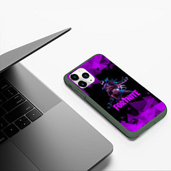 Чехол iPhone 11 Pro матовый Fortnite - RAVEN, цвет: 3D-темно-зеленый — фото 2