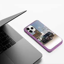 Чехол iPhone 11 Pro матовый Тoyota Land Cruiser Prado у горного коттеджа Mount, цвет: 3D-фиолетовый — фото 2