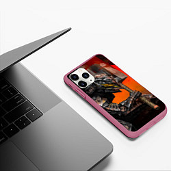 Чехол iPhone 11 Pro матовый Берсерк Гатс Замах Мечом, цвет: 3D-малиновый — фото 2