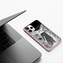 Чехол iPhone 11 Pro матовый Макима гравюра - Человек-бензопила, цвет: 3D-розовый — фото 2