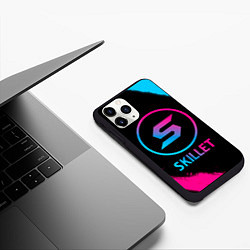 Чехол iPhone 11 Pro матовый Skillet - neon gradient, цвет: 3D-черный — фото 2