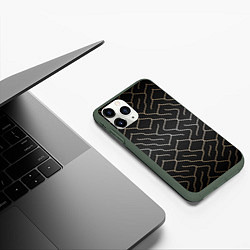 Чехол iPhone 11 Pro матовый Black Gold - Лабиринт, цвет: 3D-темно-зеленый — фото 2